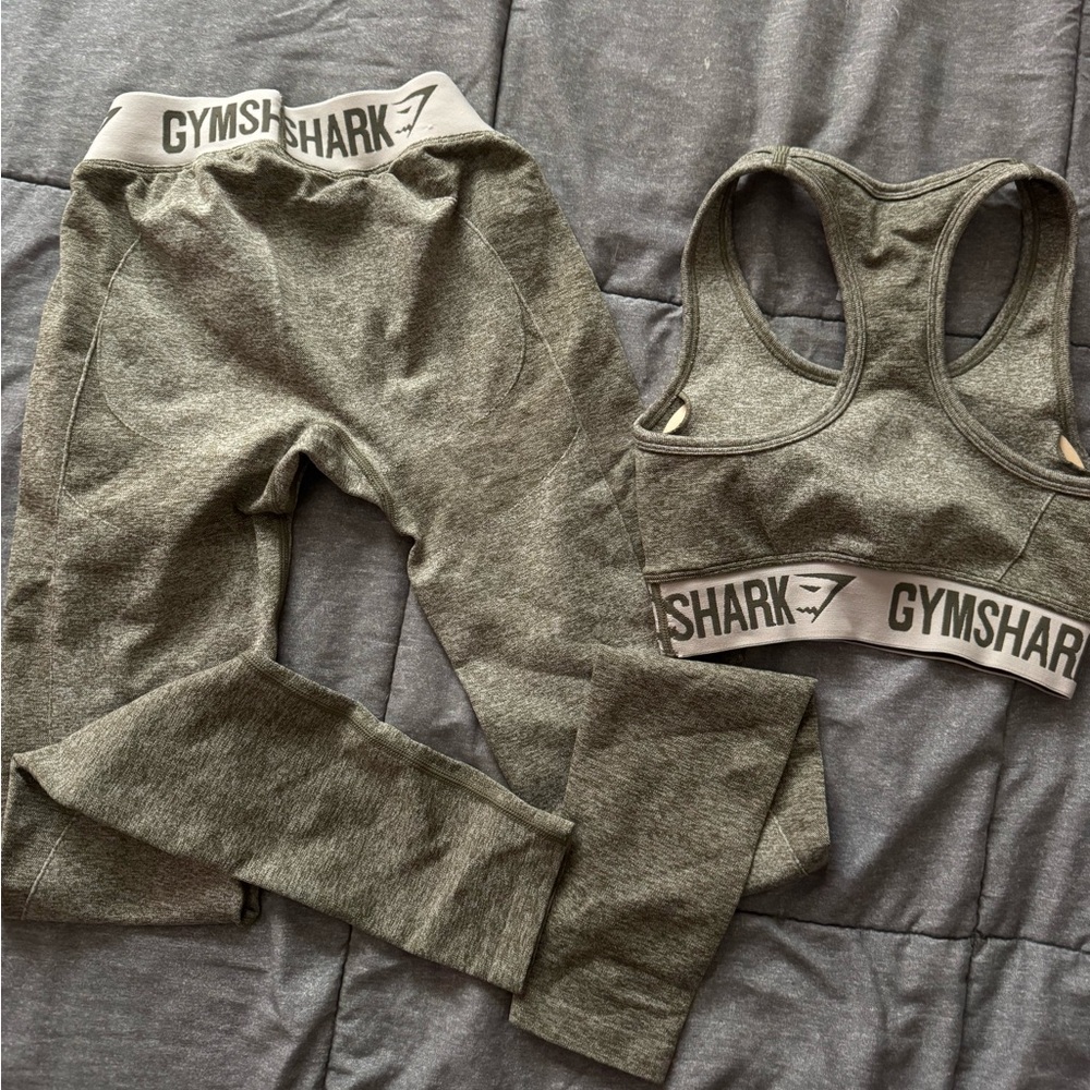 Gym Shark matching workout set. - Picture 3 of 8